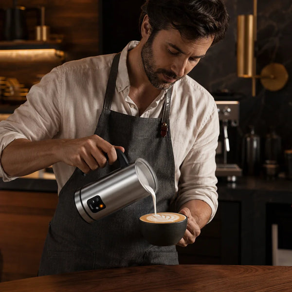 Velvety Barista-Grade Microfoam at the Touch of a Button